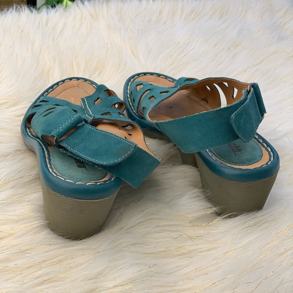 Earth stargaze royal blue sandals size 9B - Picture 5 of 8